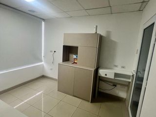 Foto 6 de Consultorio de venta en La Clínica Alcivar Torre 5
