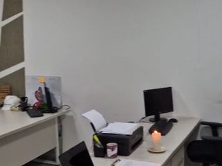 Foto 8 de Oficina de venta en sector Ceibos