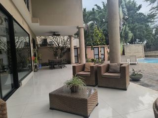 Foto 11 de VENTA LAGUNA CLUB - CASA 4 DORMITORIOS -ESTUDIO- SALA ESTAR- PÉRGOLA- PISCINA