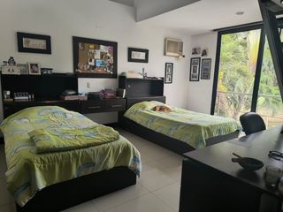 Foto 18 de VENTA LAGUNA CLUB - CASA 4 DORMITORIOS -ESTUDIO- SALA ESTAR- PÉRGOLA- PISCINA