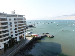 Foto 1 de Se Alquila lindo dpto frente al mar. Malecón San Martin