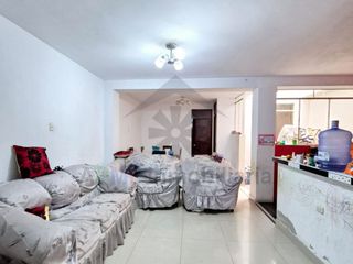 Foto 5 de REMATE DE CASA EN URBANIZACIÓN LA ARBOLEDA AL FRENTE DE LA UNIVERSIDAD SIPÁN