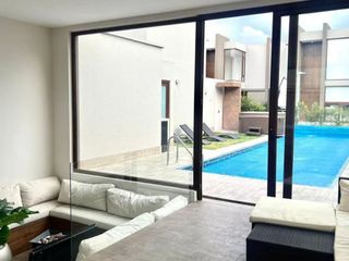 Foto 15 de CASA MODERNA POR ESTRENAR EN CUMBAYÁ. SECTOR SANTA INÉS. VÍA PILLAGUA.