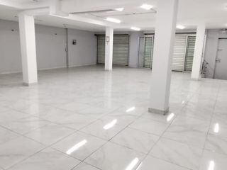 Foto 10 de Local de Alquiler en la Alborada