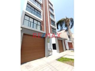 Foto 2 de Se Alquila Hermoso Departamento Amoblado En El Golf98.60M2+ Cochera Independiente 14M2-$1550