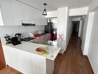 Foto 8 de Se Alquila Hermoso Departamento Amoblado En El Golf98.60M2+ Cochera Independiente 14M2-$1550