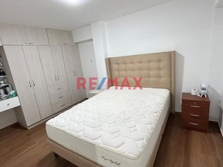 Foto 10 de Se Alquila Hermoso Departamento Amoblado En El Golf98.60M2+ Cochera Independiente 14M2-$1550