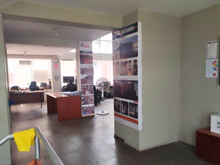 Foto 3 de Venta de Edificio Coorporativo/ Departamentos en San Martin de Porres