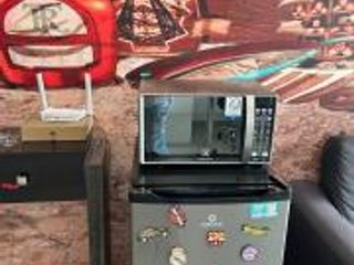 Foto 5 de LOCAL DE PELUQUERÍA Y BARBERÍA DE VENTA  EN PLAZA VIZCAYA