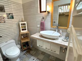 Foto 17 de Venta de Hermosa Casa en Urbanización Los Alamos, cerca de UPC, Esan, Surco