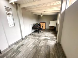 Foto 20 de Venta de Hermosa Casa en Urbanización Los Alamos, cerca de UPC, Esan, Surco