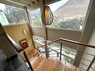 Foto 25 de Venta de Hermosa Casa en Urbanización Los Alamos, cerca de UPC, Esan, Surco