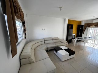 Foto 1 de casa amoblada de alquiler en manta zona norte
