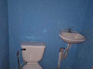 Foto 8 de Local Comercial en Alquiler en La Alborada, Calle Principal, 1 Baño, Norte de Guayaquil.