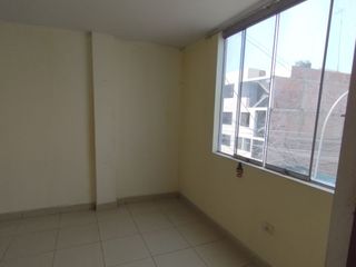Foto 3 de Alquiler De Amplio Departamento En Los Portales De Javier Prado, Ate