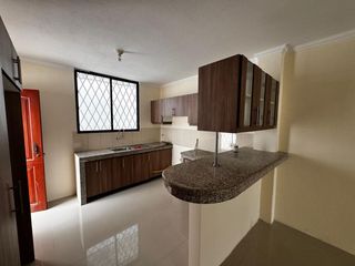 Foto 10 de casa de venta en manta zona norte dentro urbaniza