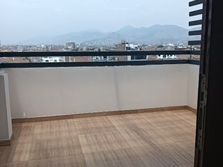Foto 8 de Departamento con Terraza Cruce de Av. Mayolo C/Universitaria Referencia: xel Ex-Restaurante Rinconcito Ayacuchano a 1/2 cdra.
