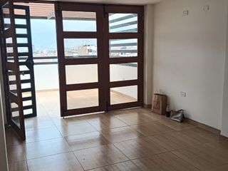 Foto 1 de Departamento con Terraza Cruce de Av. Mayolo C/Universitaria Referencia: xel Ex-Restaurante Rinconcito Ayacuchano a 1/2 cdra.
