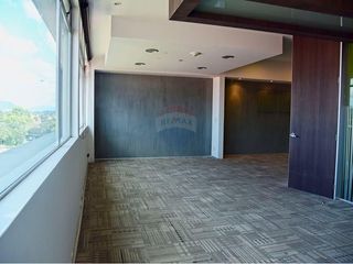Foto 10 de ARRIENDO OFICINA 133 m² CC CENTRO CHÍA