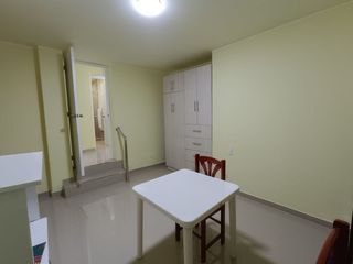 Foto 8 de Vive el confort sin complicaciones: departamento moderno en zona estratégica.