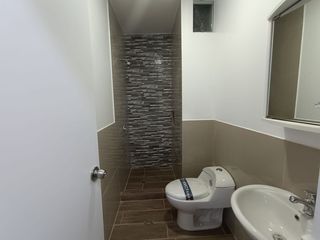 Foto 14 de Más cerca de todo: departamento con acabados de lujo en zona accesible.