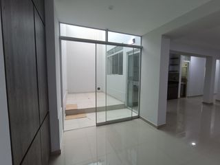 Foto 20 de Más cerca de todo: departamento con acabados de lujo en zona accesible.