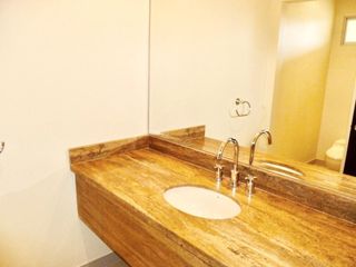 Foto 6 de Casa de Renta en Laguna Club, Guayaquil