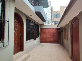 Foto 3 de CASA EN VENTA EN ATE