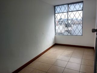 Foto 2 de RENTA/ALQUILER DE OFICINA - AV RICO COCA