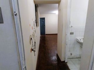 Foto 5 de GRAN OPORTUNIDAD VENDO FLAT 2DO PISO  CUADRA 2 DE LA BRASIL