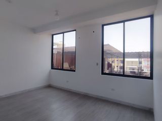 Foto 4 de VENDO DEPARTAMENTO EN URB. MIRAFLORES  COUNTRY CLUB