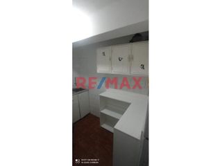 Foto 9 de Venta Departamento En Breña