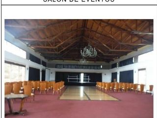 Foto 32 de Lote con instalaciones sociales y deportivas Piscinas, Canchas de tenis, Bolos, Restaurante, Cafeteria