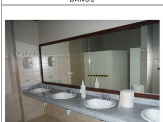 Foto 57 de Lote con instalaciones sociales y deportivas Piscinas, Canchas de tenis, Bolos, Restaurante, Cafeteria
