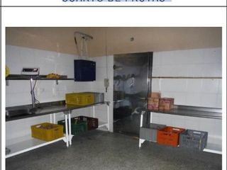 Foto 62 de Lote con instalaciones sociales y deportivas Piscinas, Canchas de tenis, Bolos, Restaurante, Cafeteria