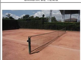 Foto 93 de Lote con instalaciones sociales y deportivas Piscinas, Canchas de tenis, Bolos, Restaurante, Cafeteria