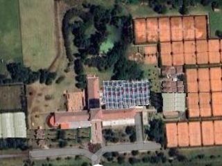 Foto 1 de Lote con instalaciones sociales y deportivas Piscinas, Canchas de tenis, Bolos, Restaurante, Cafeteria