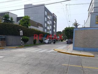 Foto 14 de Alquilo Departamento De Un Dormitorio - 65 M2 En Santiago De Surco