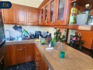 Foto 6 de Vendo casa rentera con 6 departamentos, Norte de Quito