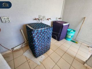Foto 13 de Vendo casa rentera con 6 departamentos, Norte de Quito