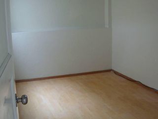 Foto 5 de Renta departamento dos dormitorios en conjunto cerrado, calle Legarda y Occidental