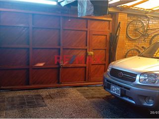 Foto 2 de !Oportunidad Única De Comprar Una Hermosa Casa En El Distrito Histórico Y Céntrico De Rimac!