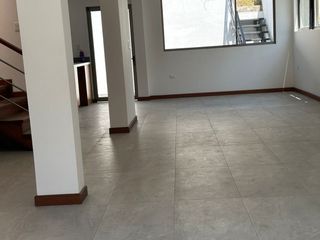 Foto 19 de CASA EN VENTA CON LOCAL COMERCIAL POR ESTRENAR LAS PENCAS
