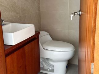 Foto 22 de CASA EN VENTA CON LOCAL COMERCIAL POR ESTRENAR LAS PENCAS