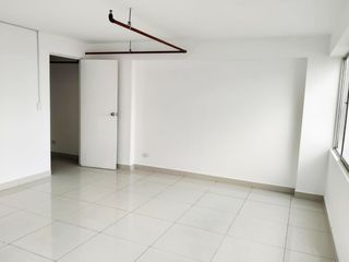 Foto 2 de OFICINA ADMINISTRATIVA DE 142 M2 EN ALQUILER EN SAN ISIDRO