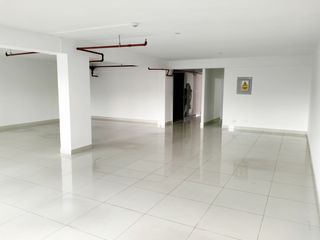 Foto 6 de OFICINA ADMINISTRATIVA DE 142 M2 EN ALQUILER EN SAN ISIDRO