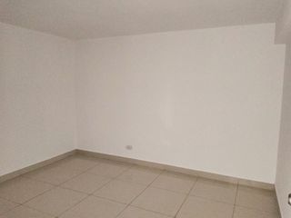 Foto 9 de OFICINA ADMINISTRATIVA DE 142 M2 EN ALQUILER EN SAN ISIDRO