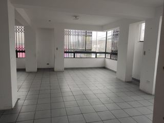 Foto 5 de SE ALQUILA AMPLIO LOCAL, 2DO PISO, AVENIDA PERU-SMP