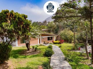 Foto 1 de SE VENDE HERMOSA CASA SEMIRÚSTICA