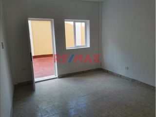 Foto 10 de Casa En Venta A Pasos Del Centro Histórico: Ideal Para Empresas Y Oficinas